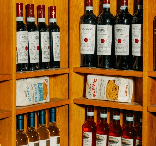 Agence M Com Marseille Fuxia Marseille Restaurant Epicerie Trattoria Italienne vins pates italien