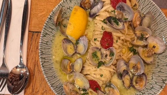 Agence M Com Marseille Fuxia Marseille Restaurant Epicerie Trattoria Italienne pasta linguine palourdes vongole